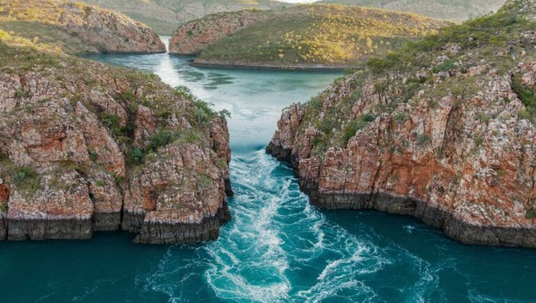Sentirse solo y vacío, así puedes superarlo: paso a paso